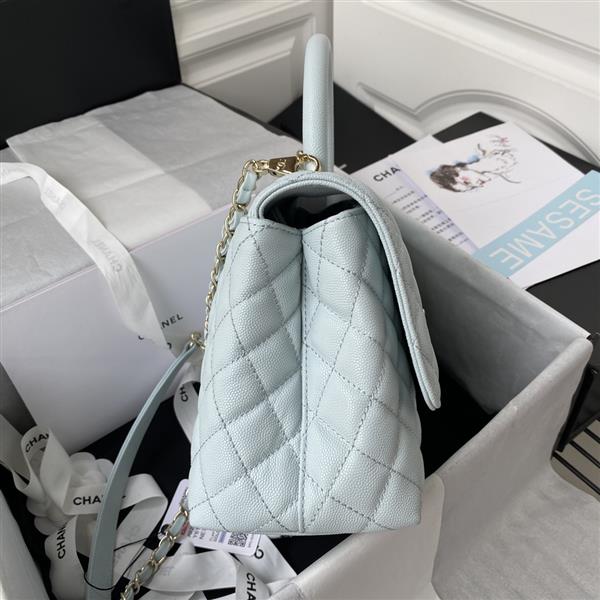 2026127214129605 700